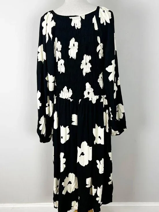 NEW Women's Black & Ivory Floral Long Sleeve Midi Dress Cottagecore Size 2X - Picture 3 of 5